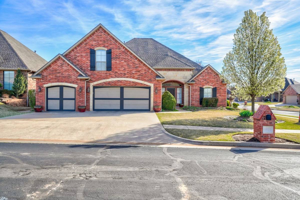 House for rent at 4601 NW 162nd Court, Edmond, OK 73013