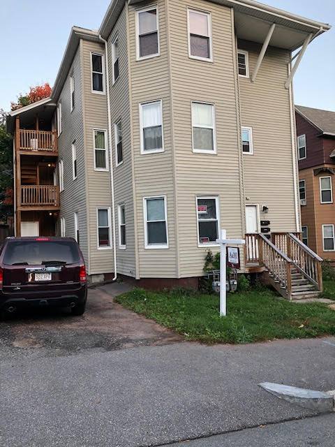 Apartment for rent at 1 Ashton St #1, Worcester, MA 01605