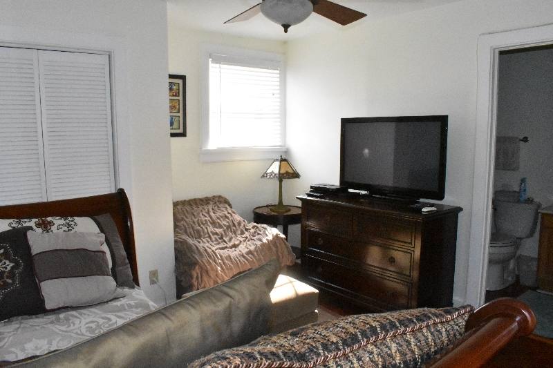 House for rent at 35 1 2 Hasell St, Charleston, SC 29401