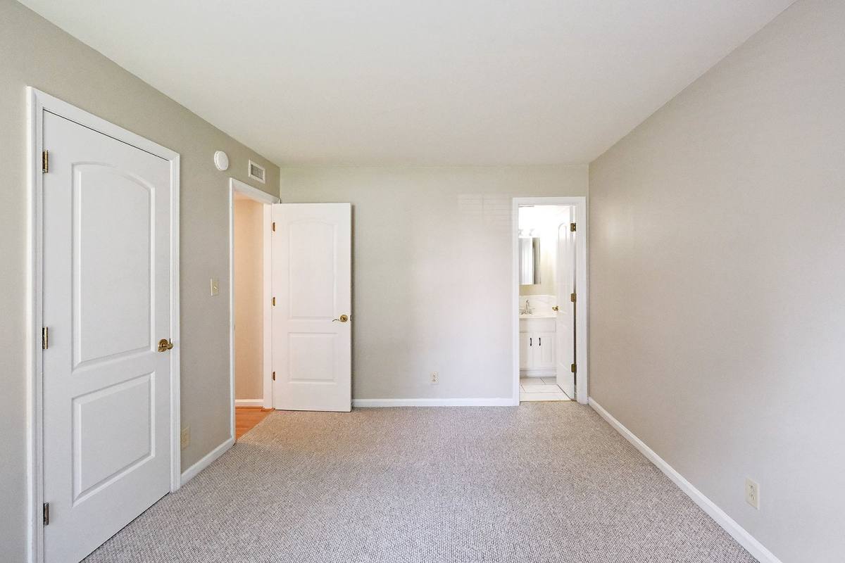 Apartment for rent at 1223 Villa Lane, Charlottesville, VA 22903