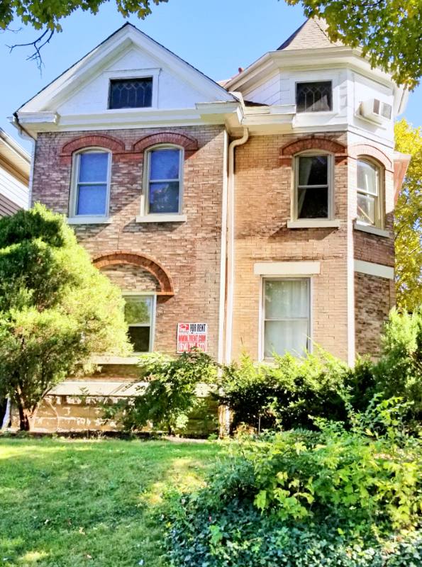 Apartment for rent at 1490 Michigan Ave, Columbus, OH 43201