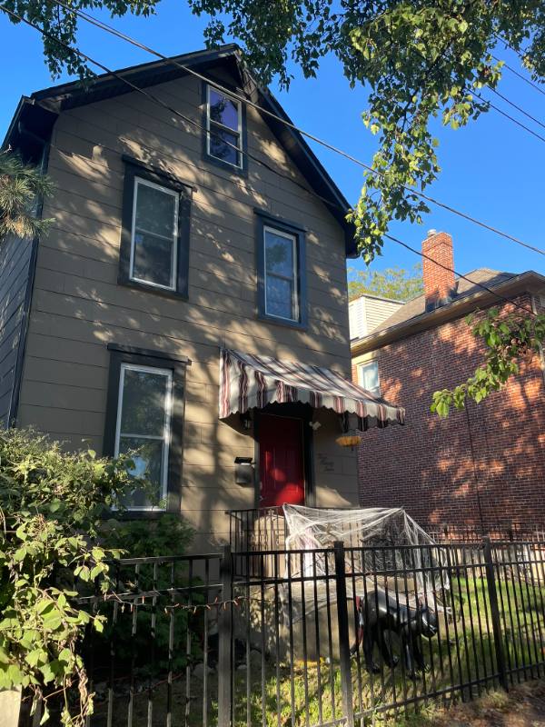 House for rent at 494 Reinhard Ave, Columbus, OH 43206