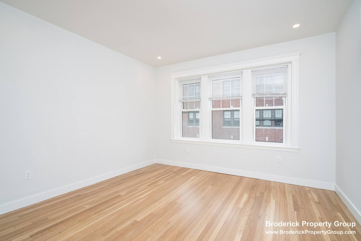 Apartment for rent at 18 Forest St #31, Cambridge, MA 02140