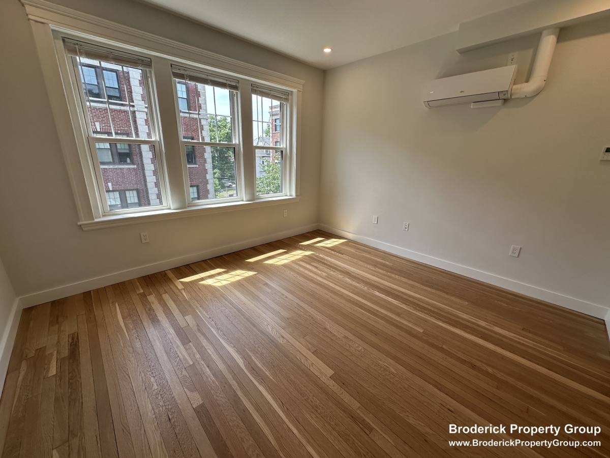 Apartment for rent at 18 Forest St #31, Cambridge, MA 02140
