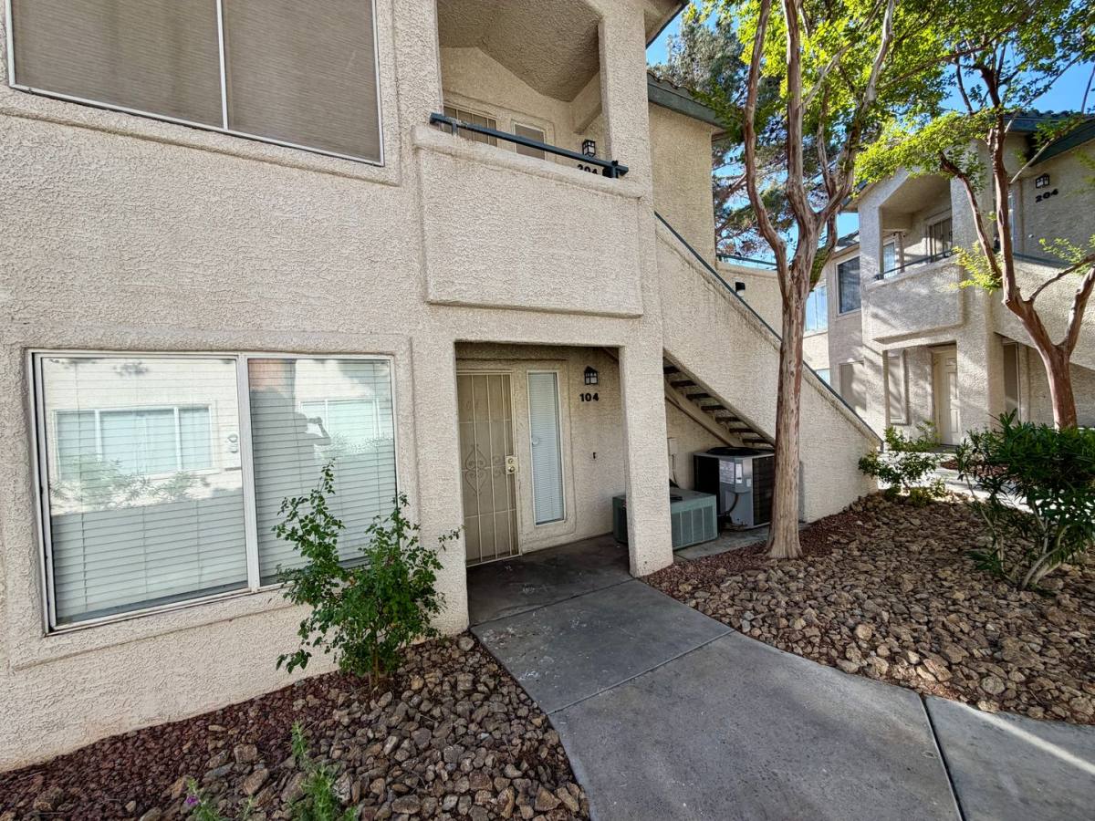 Condo for rent at 3131 Key Largo Dr, Las Vegas, NV 89120