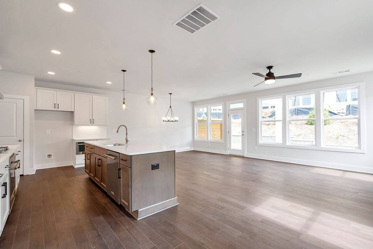 Townhouse for rent at 1258 Winterhaven Dr, Cumming, GA 30041
