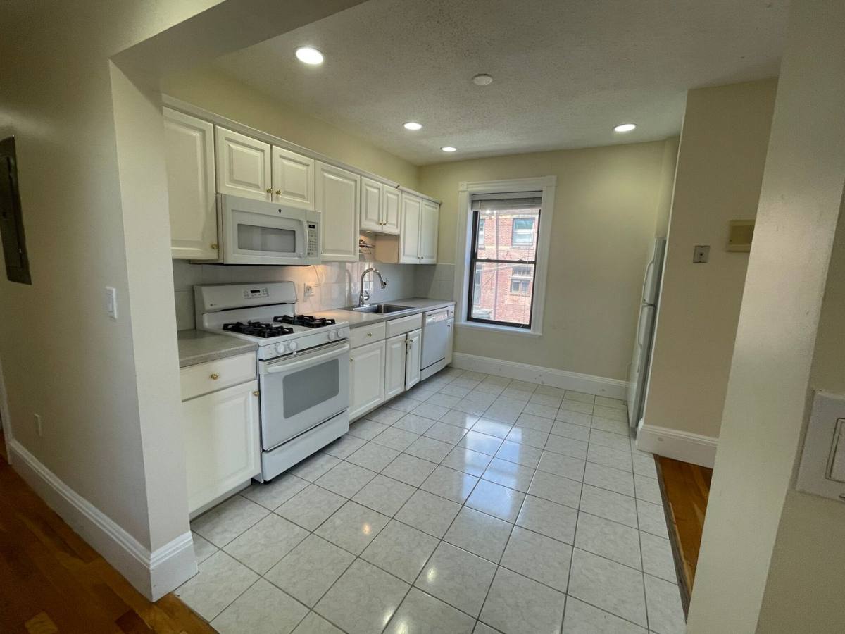 Condo for rent at 18 Dean Rd #3, Brookline, MA 02445