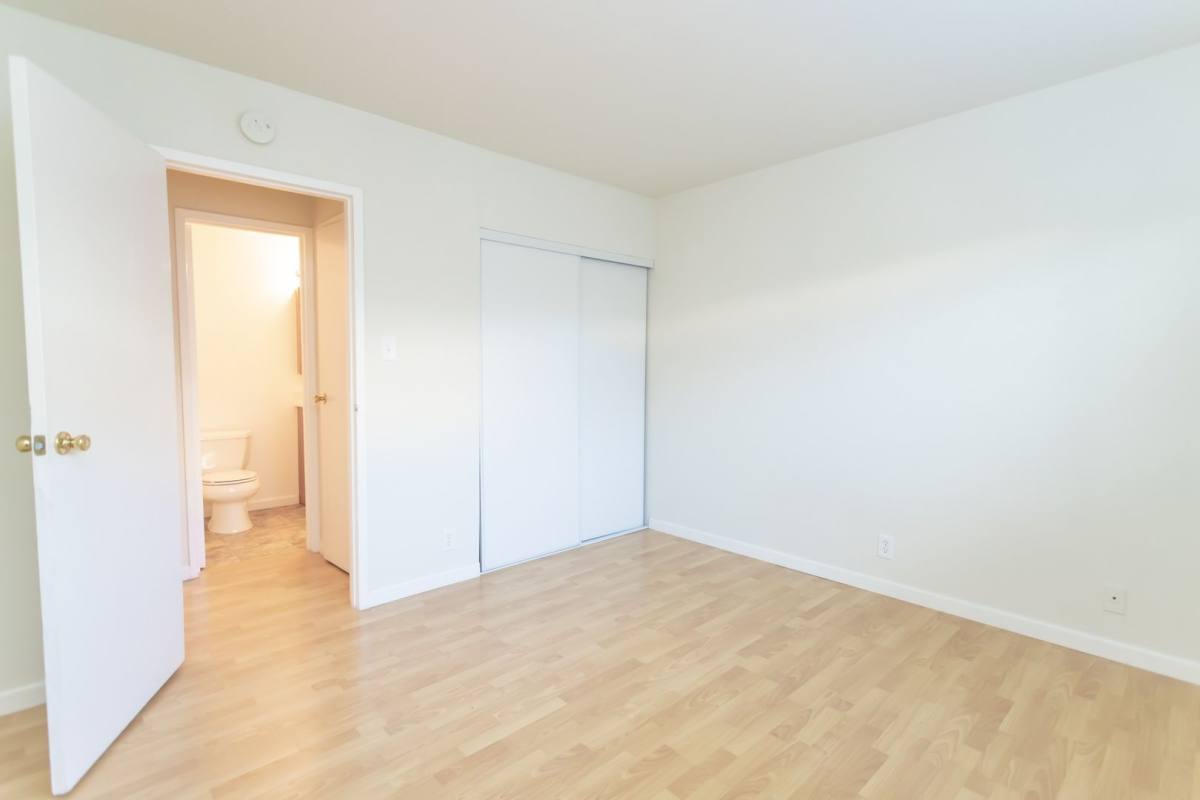 Apartment for rent at 24 Linda Ave, Oakland, CA 94611
