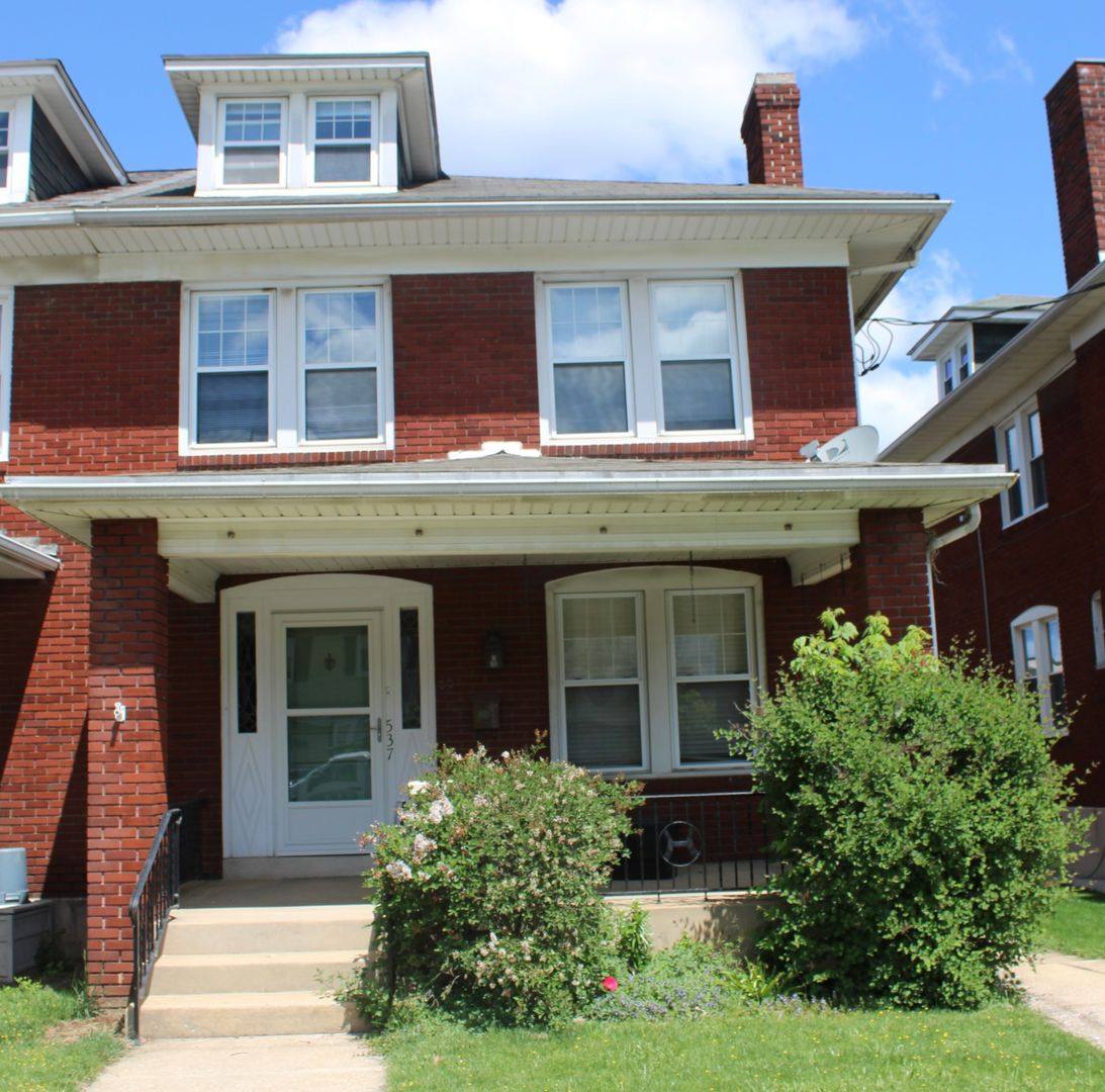 House for rent at 537 W Jackson St, York, PA 17401