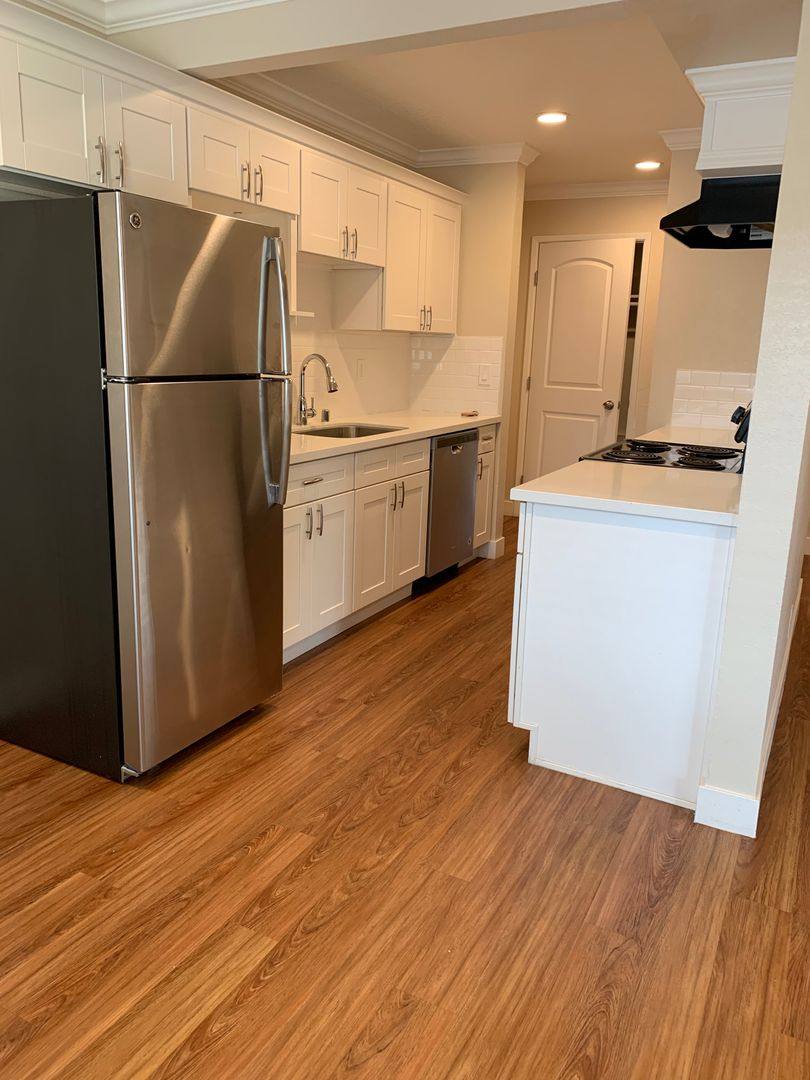 Apartment for rent at 3730 Moorpark Ave, San Jose, CA 95117