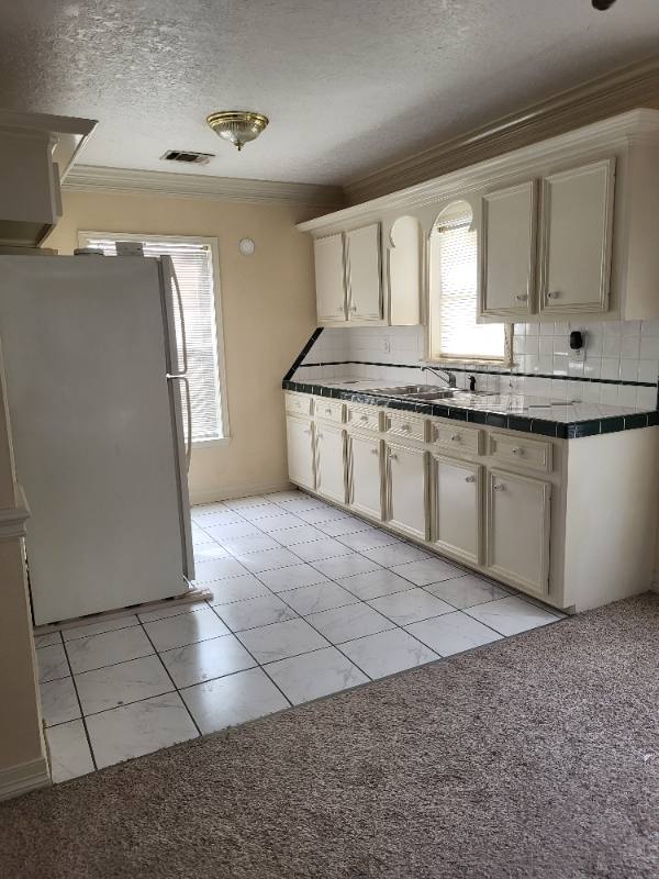 Apartment for rent at 92 Kelley St #B, Houston, TX 77009
