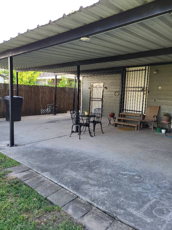 Apartment for rent at 92 Kelley St #B, Houston, TX 77009