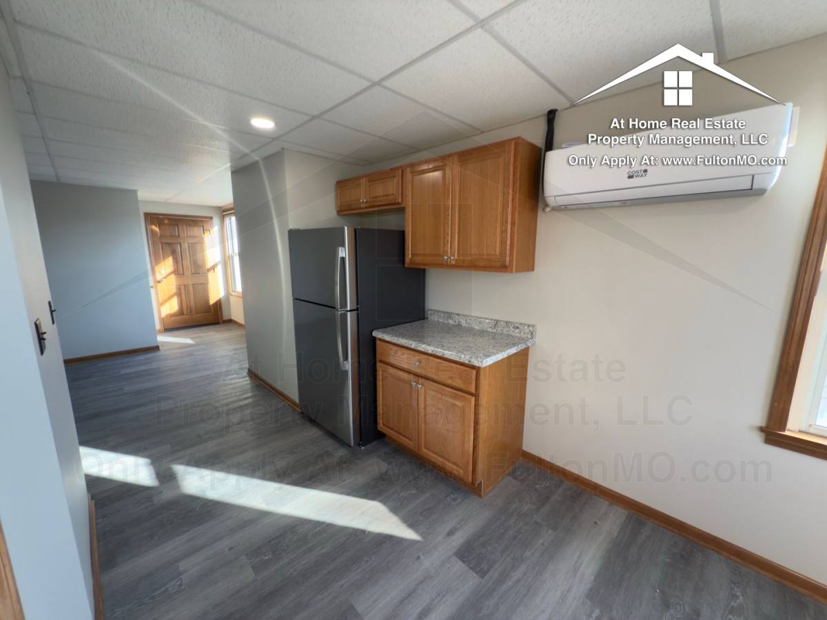 Apartment for rent at 603 Court St, Fulton, MO 65251