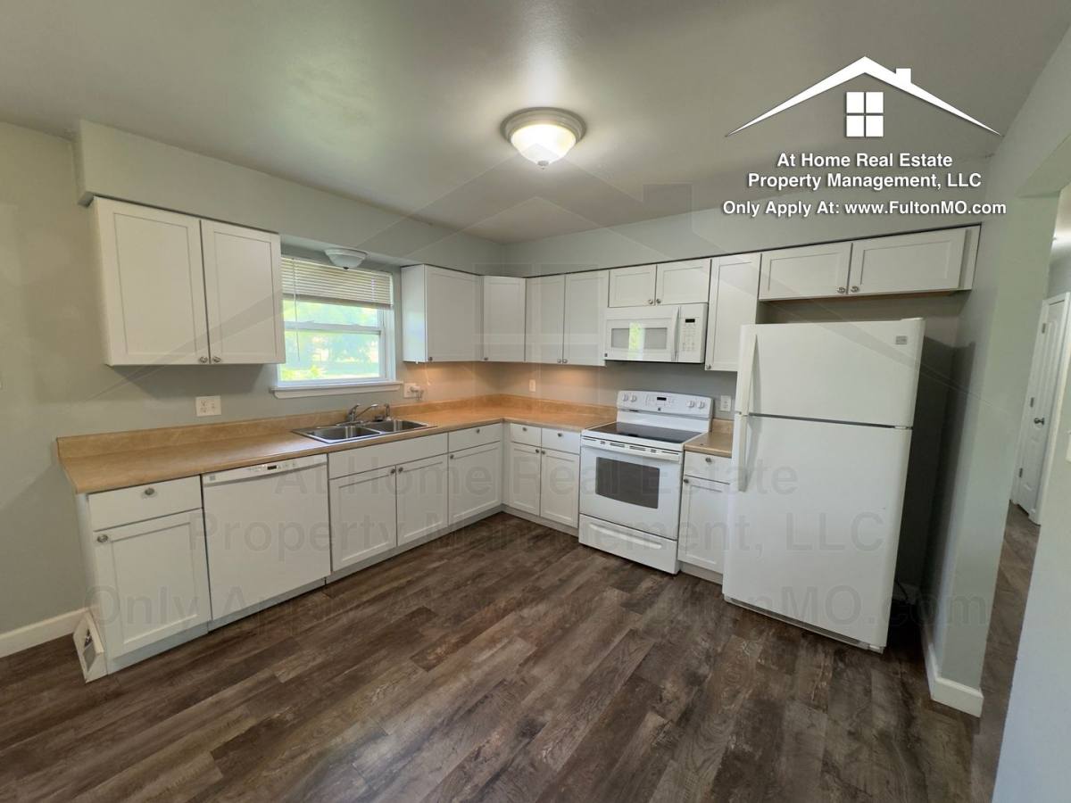 House for rent at 501 Stack Rd, Fulton, MO 65251