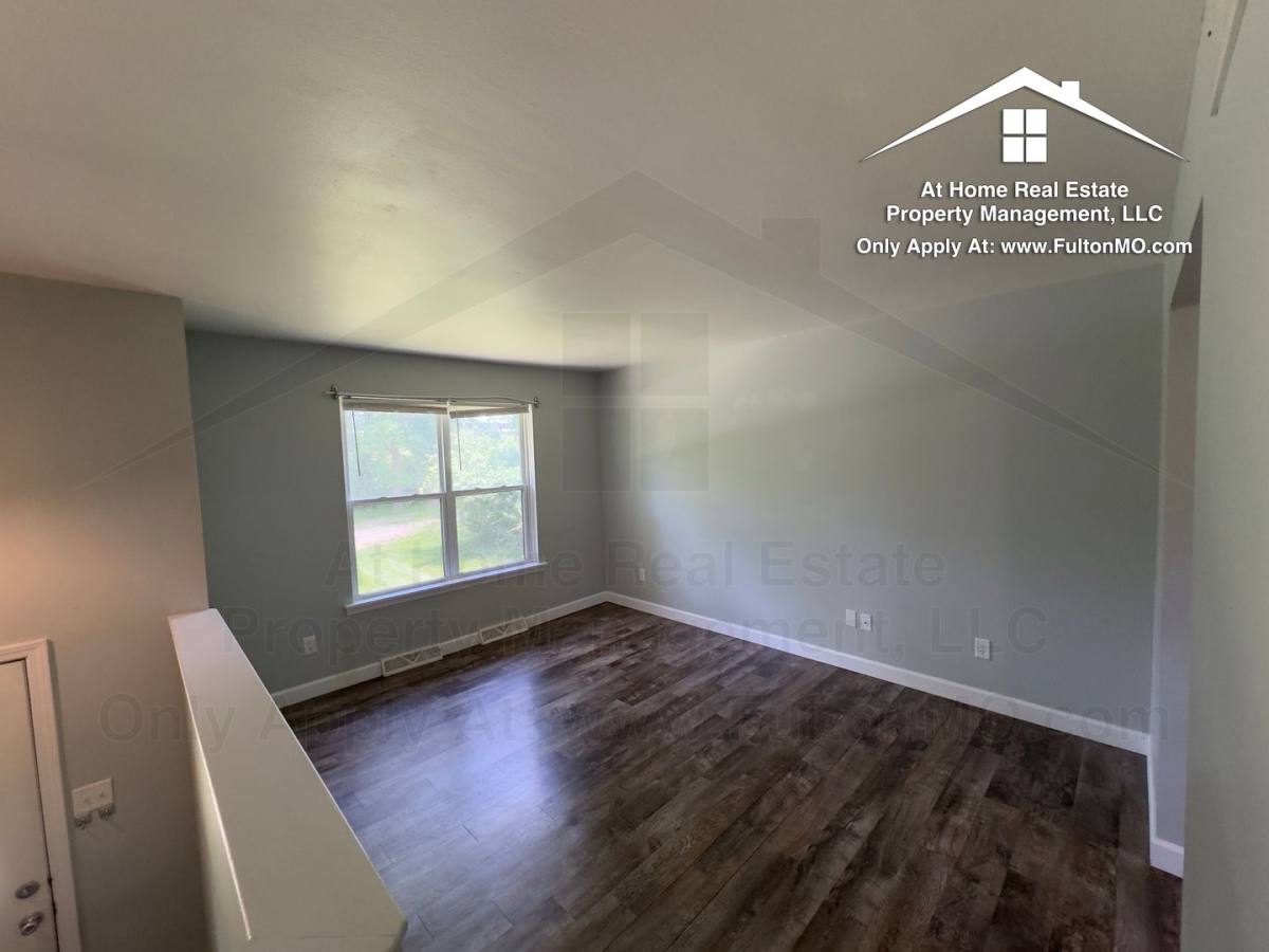 House for rent at 501 Stack Rd, Fulton, MO 65251