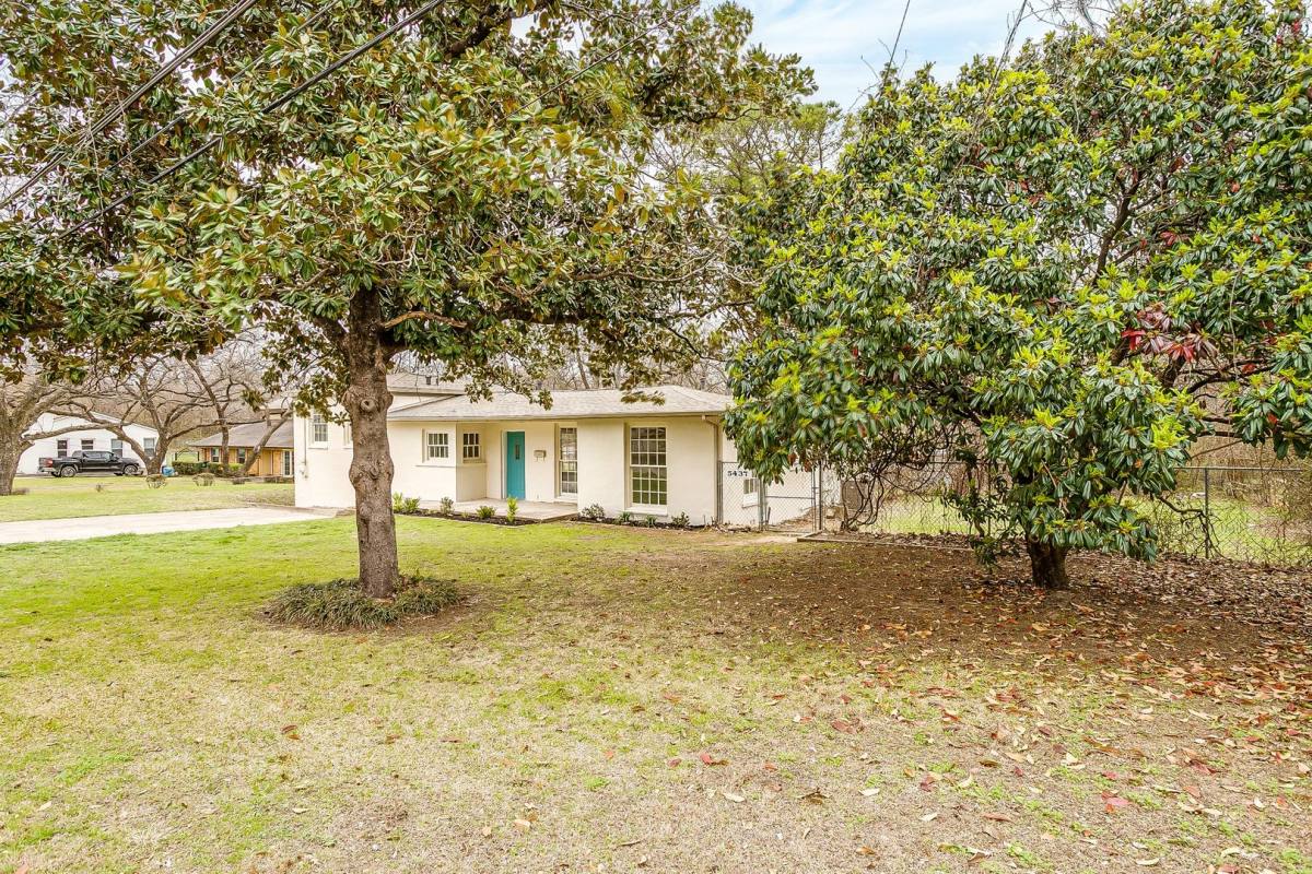 House for rent at 5437 Sam Calloway Rd, Fort Worth, TX 76114