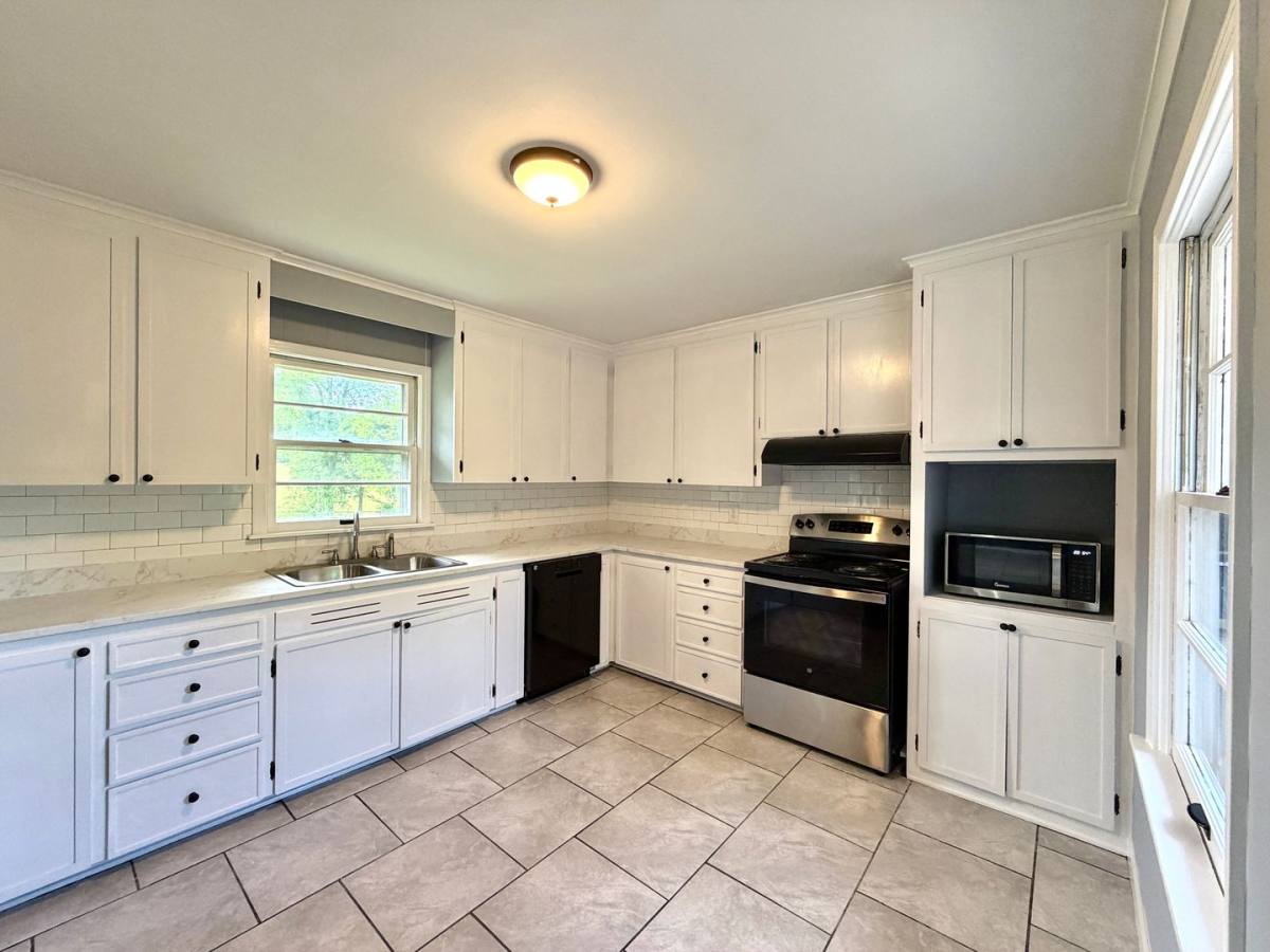 House for rent at 920 Eisenhower, Tupelo, MS 38801