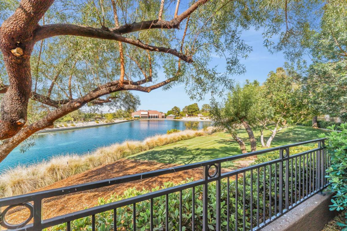 Condo for rent at 9430 Laguna Niguel, Las Vegas, NV 89134