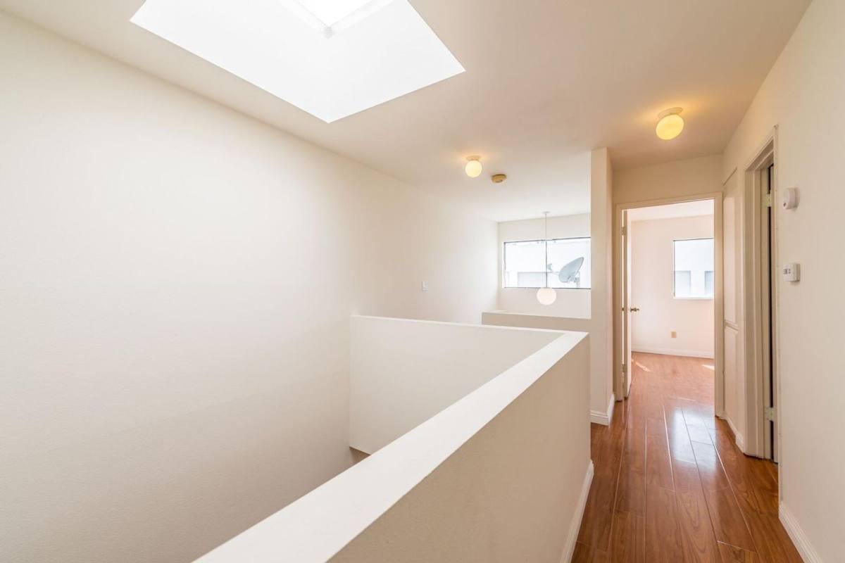 Townhouse for rent at 818 N Monterey St, Alhambra, CA 91801