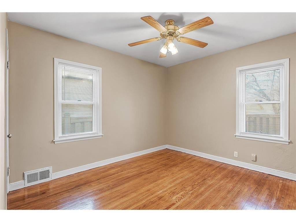 Apartment for rent at 4331 Thomas Ave N, Minneapolis, MN 55412
