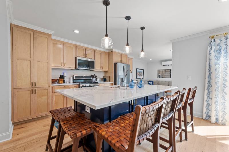 Townhouse for rent at 78 Legare St, Charleston, SC 29401