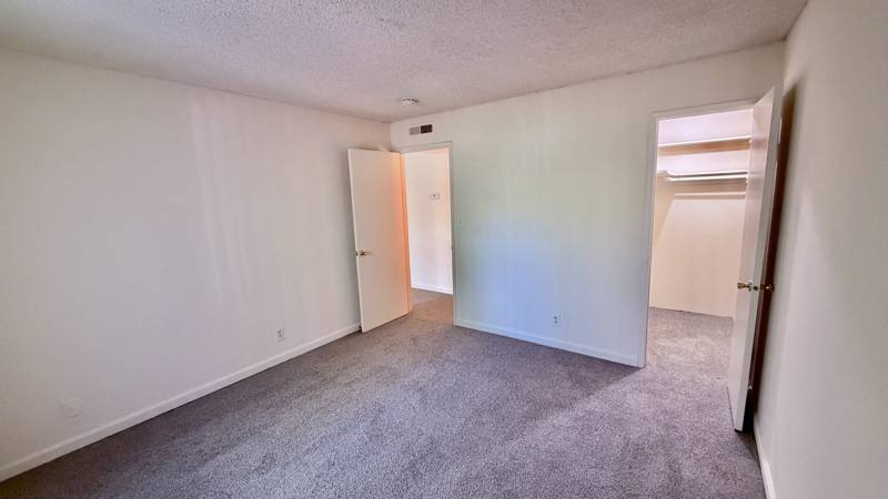 Apartment for rent at 4890 N Backer Ave, Fresno, CA 93726