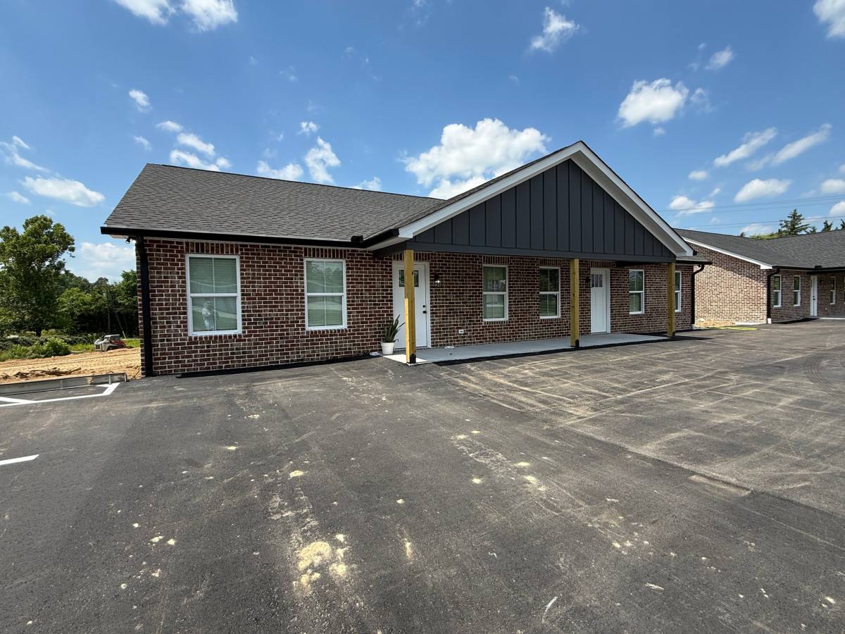 Apartment for rent at 570 Pippin Rd #B, Cookeville, TN 38501