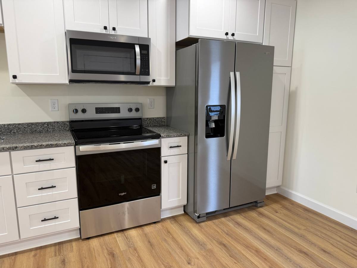 Apartment for rent at 570 Pippin Rd #B, Cookeville, TN 38501