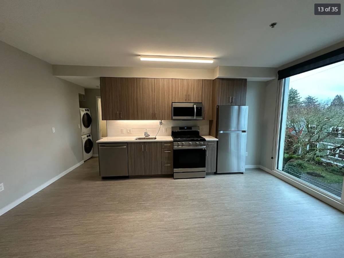Apartment for rent at 2475 SE 30th Ave, Portland, OR 97202