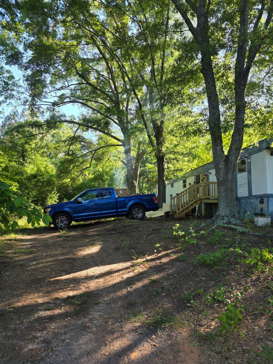 House for rent at 1112 Cox Lake Rd, Belton, SC 29627