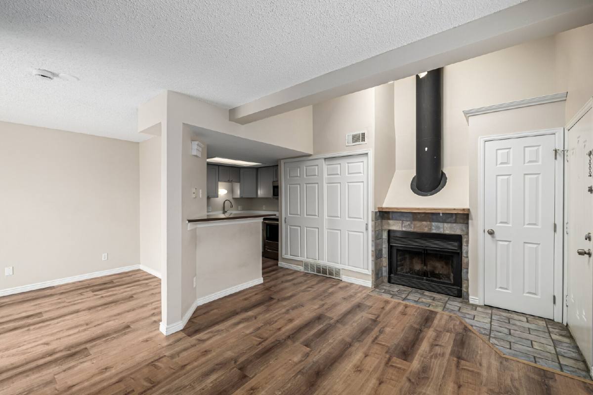 Condo for rent at 8701 Huron St #9-207, Denver, CO 80260