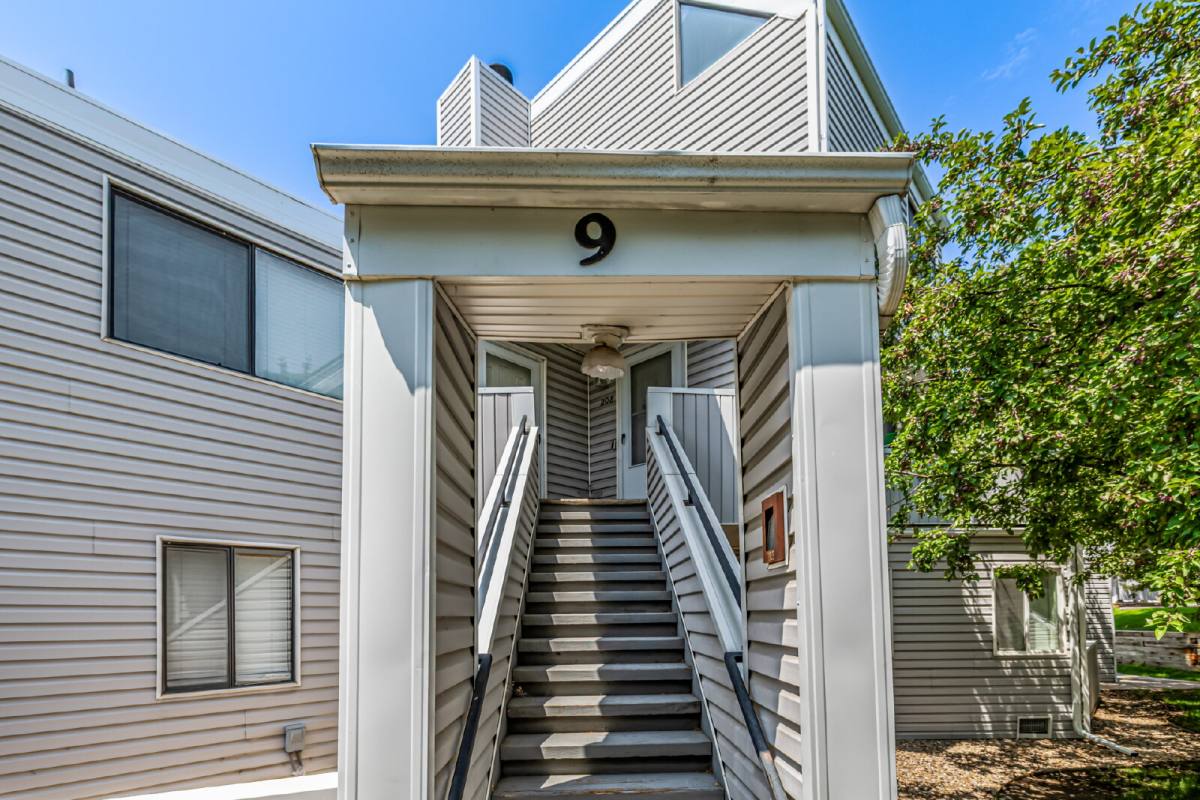 Condo for rent at 8701 Huron St #9-207, Denver, CO 80260