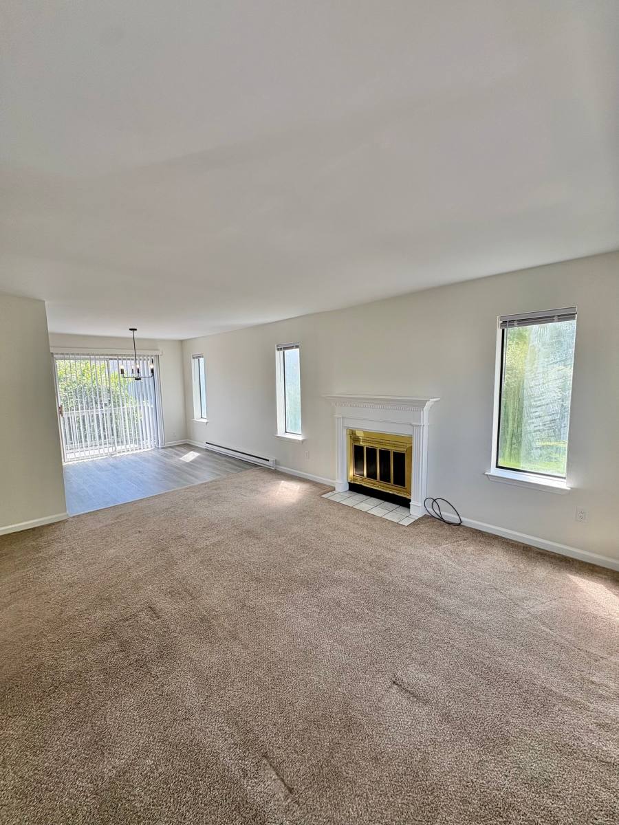 Condo for rent at 925 Oronoke Rd #30L, Waterbury, CT 06708