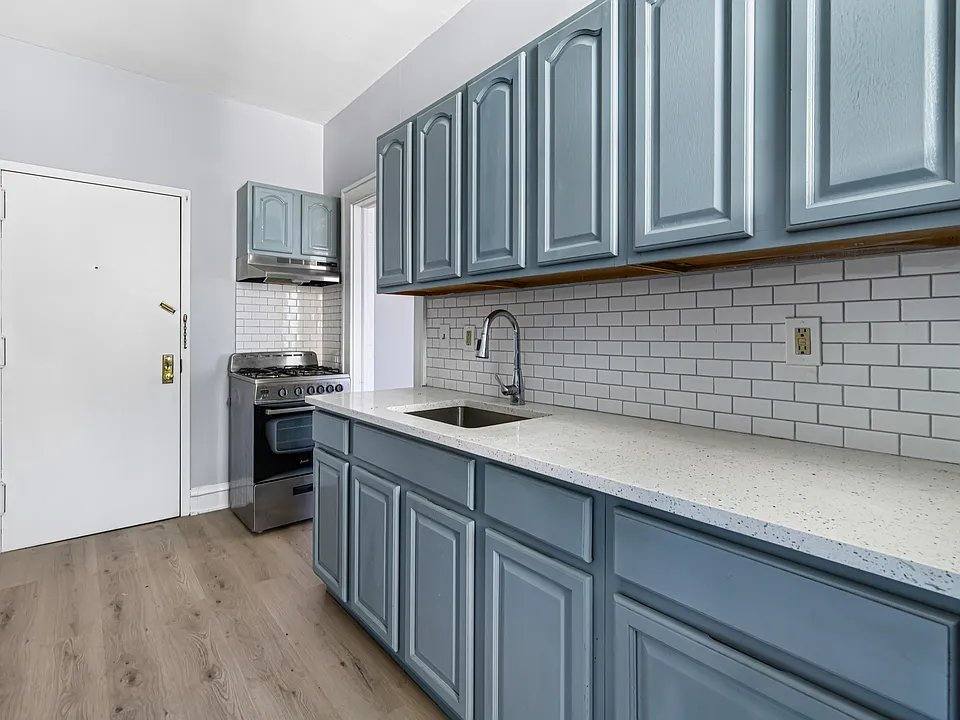Apartment for rent at 109 Chestnut St #4, Audubon, NJ 08106