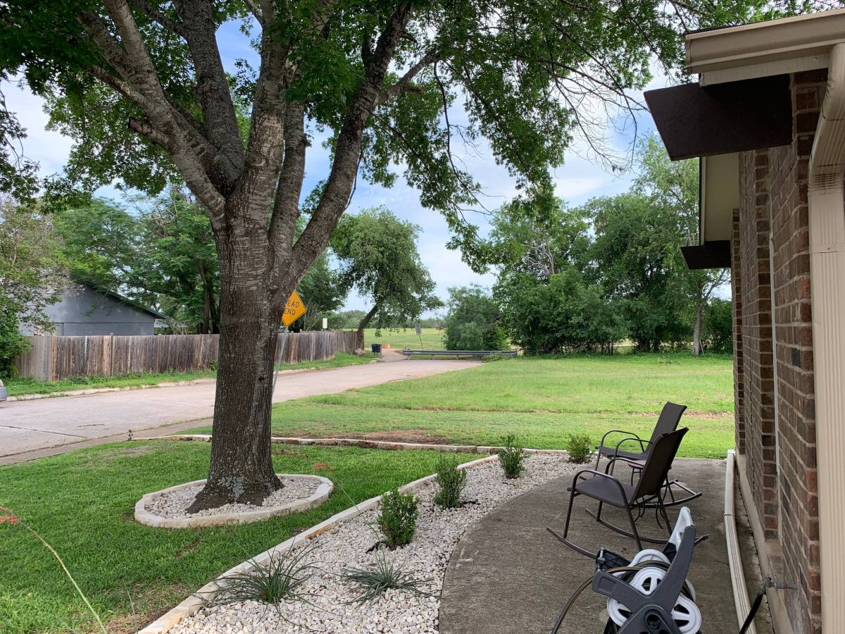 House for rent at 9135 Braswell St, San Antonio, TX 78254