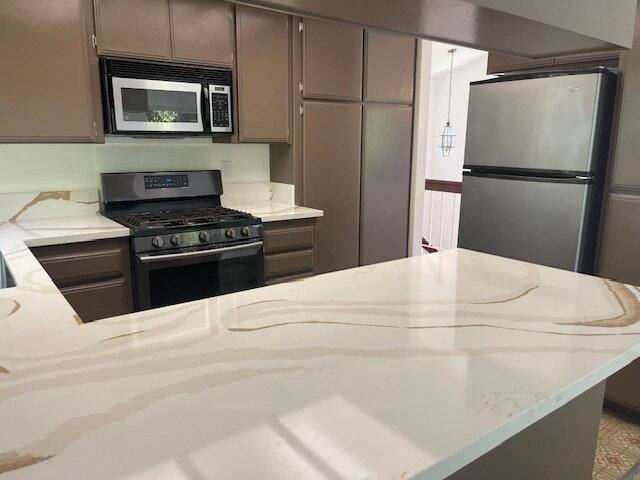 Townhouse for rent at 2806 Cacatua St #C, Carlsbad, CA 92009
