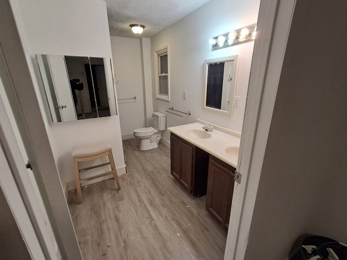 House for rent at 3561 Brandau Ave NE, Grand Rapids, MI 49525