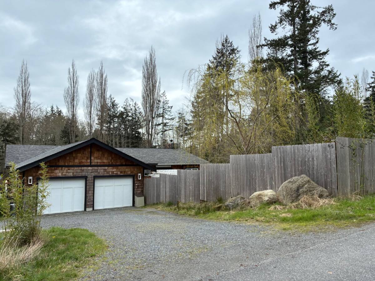 House for rent at 65B Mount Entrance Rd, Olga, WA 98279