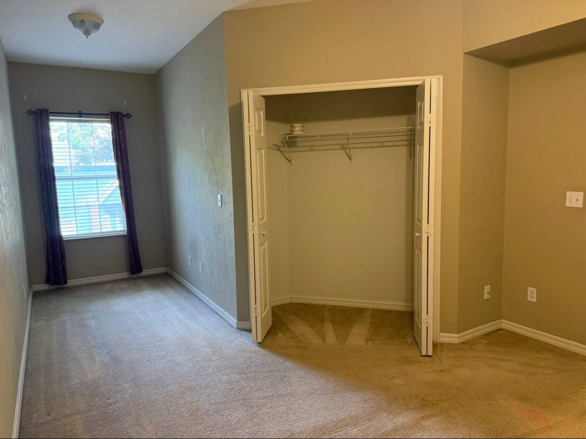 Townhouse for rent at 5047 NW 1st Place, Gainesville, FL 32607