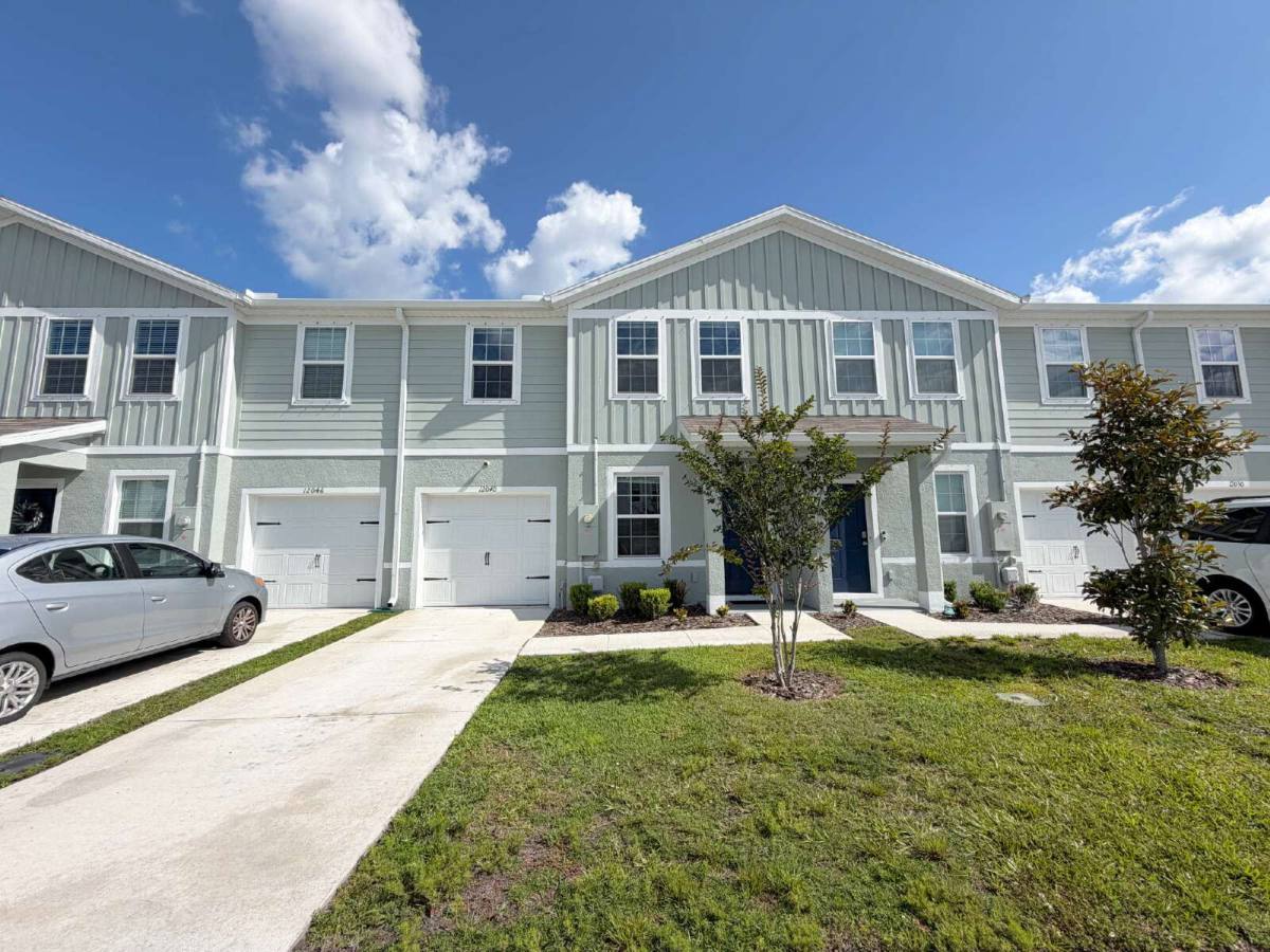 Townhouse for rent at 12040 Grizzly Lane, New Port Richey, FL 34654