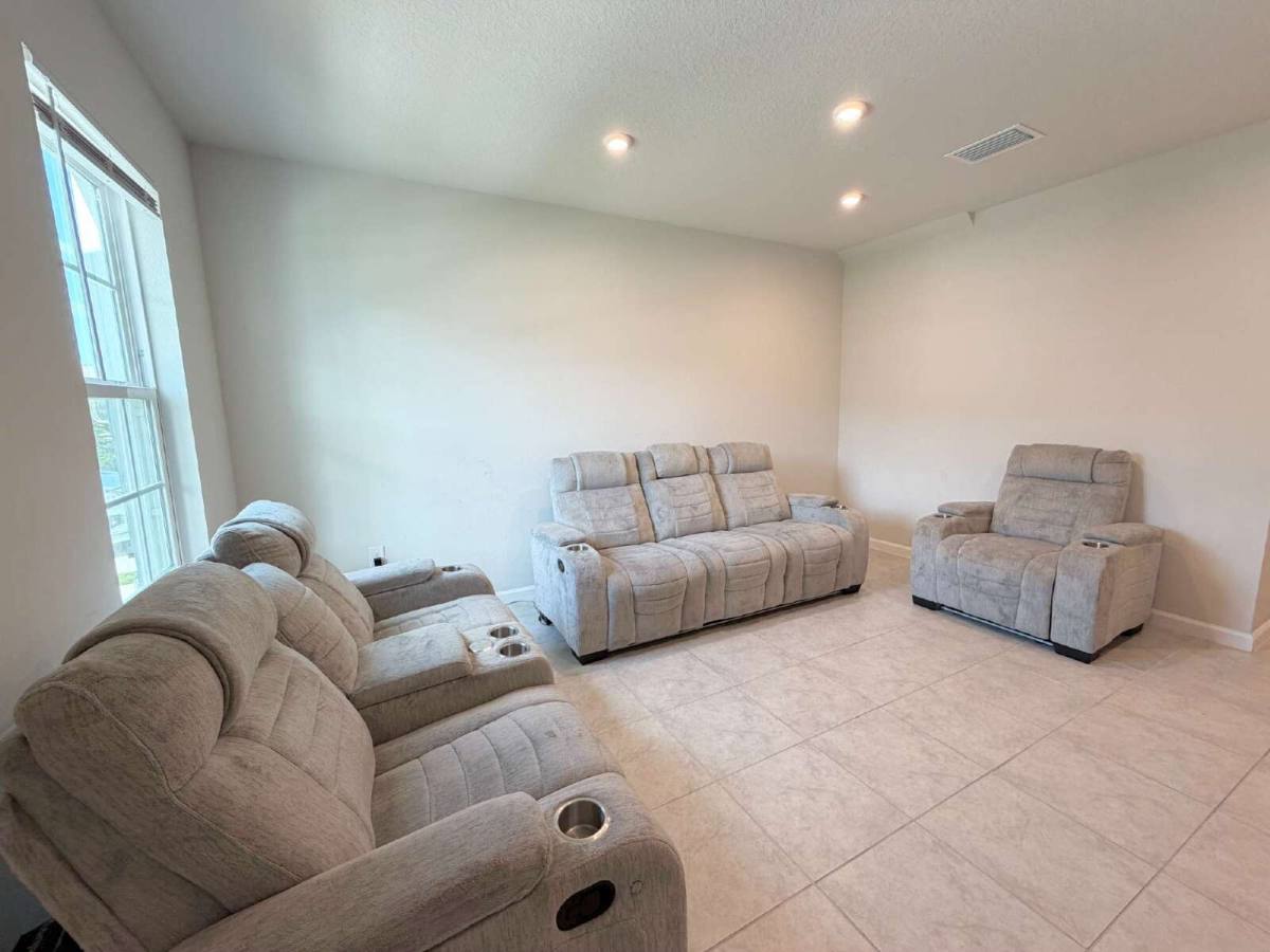 Townhouse for rent at 12040 Grizzly Lane, New Port Richey, FL 34654