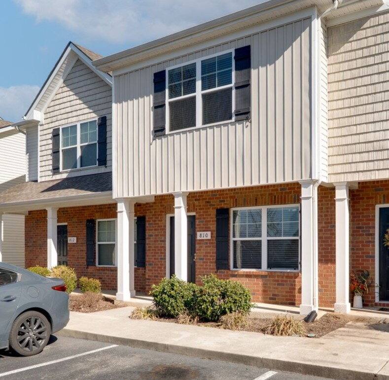 Townhouse for rent at 810 Staten Dr, Murfreesboro, TN 37129