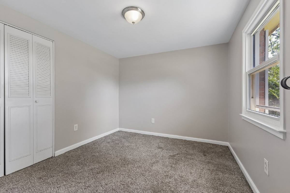 House for rent at 14197 Fullerton Rd, Woodbridge, VA 22193
