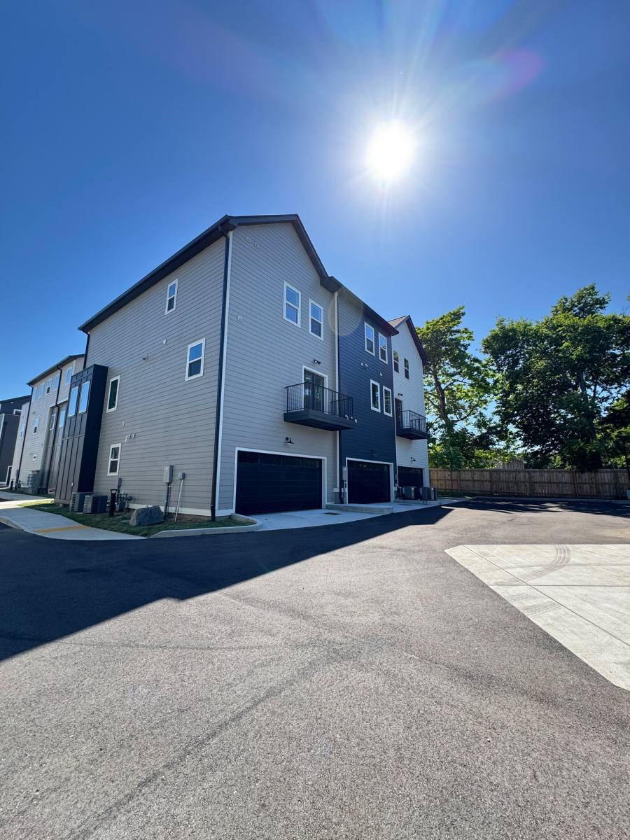 Townhouse for rent at 6124 Robertson Ave #7, Nashville, TN 37209