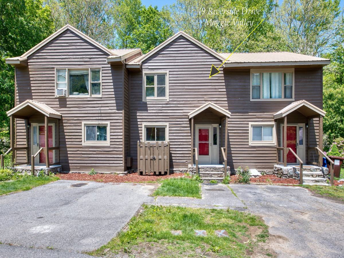 Townhouse for rent at 49 Riverside Villa Dr, Maggie Valley, NC 28751