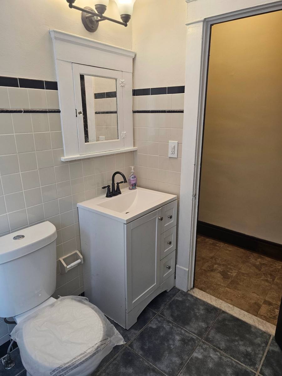 Apartment for rent at 2675 E 130th St #1, Cleveland, OH 44120