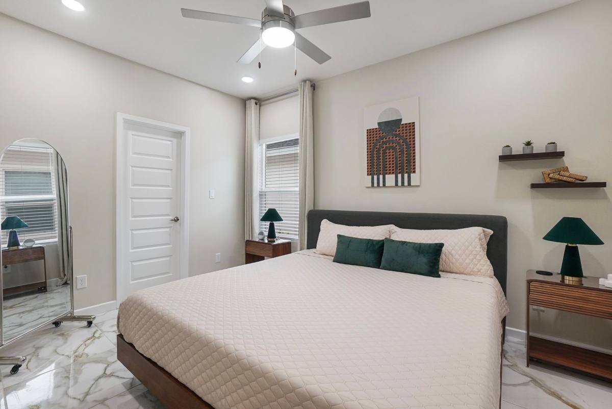 Apartment for rent at 505 N Emerald Ave #4, Edinburg, TX 78541