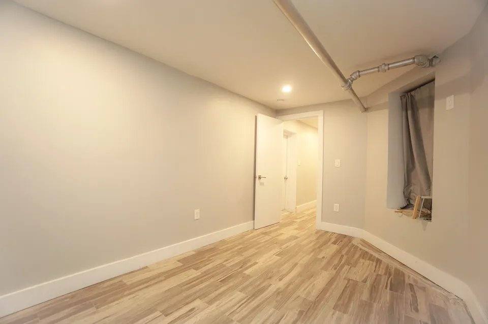 Apartment for rent at 510 Jackson Ave, Bronx, NY 10455