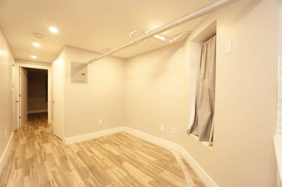 Apartment for rent at 510 Jackson Ave, Bronx, NY 10455