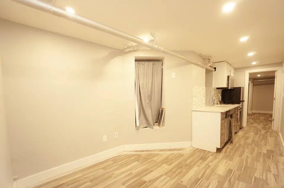 Apartment for rent at 510 Jackson Ave, Bronx, NY 10455